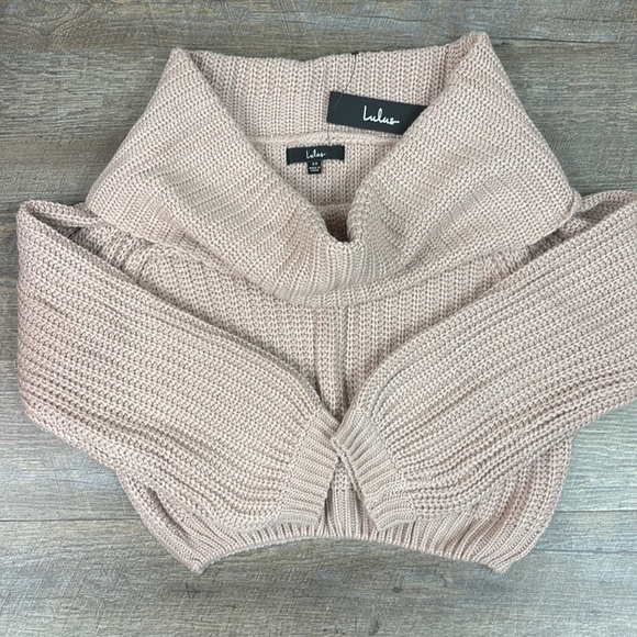 NWT Lulu’s CARMICHAEL Cropped Off The Shoulder Sweater -Dusty Blush XS - Picture 2 of 8